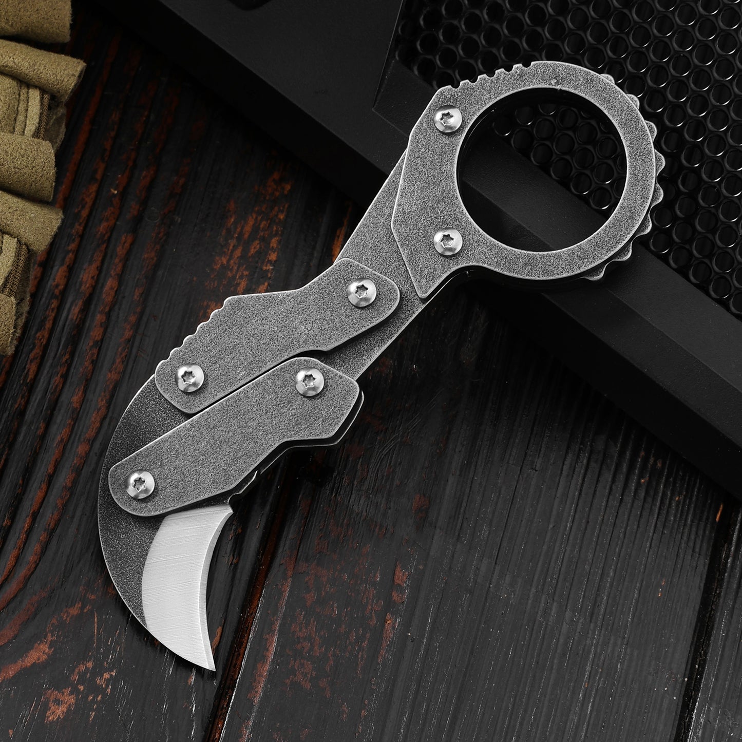 GS185 Eagle Beak Full Steel Folding Knife Gadget Ring Knife