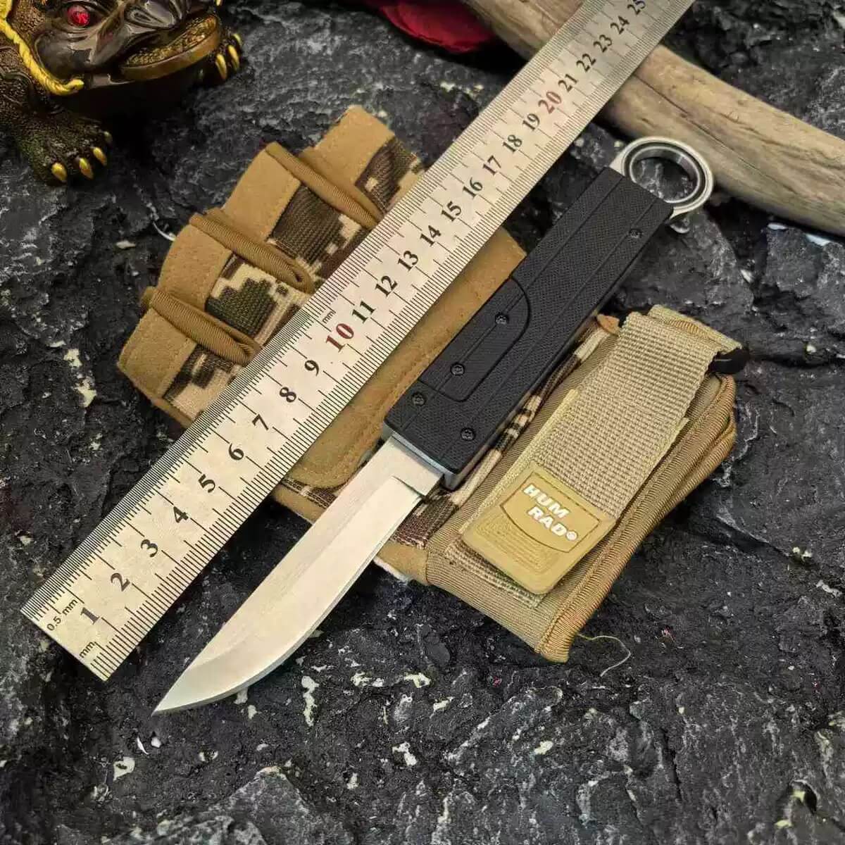 Outdoor sharp folding knife, portable Gravity knife